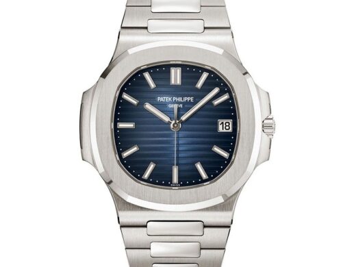 Patek Philipe Nautilus diving watch for men, blue dial, date calendar compilation, silver bracelet, minimalist face